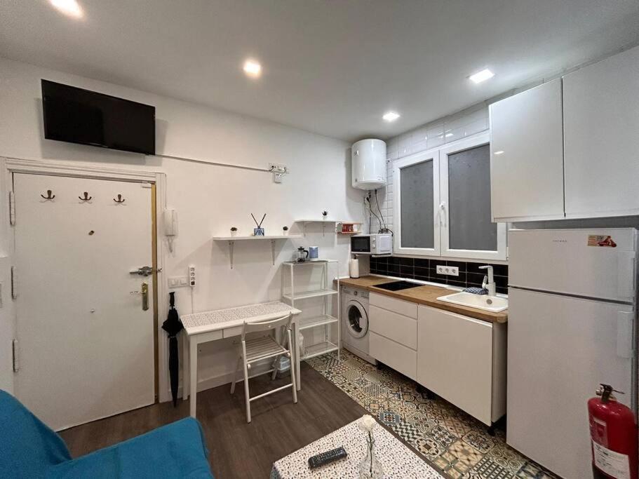 Apartamento Centrally Located Flat In M80.8